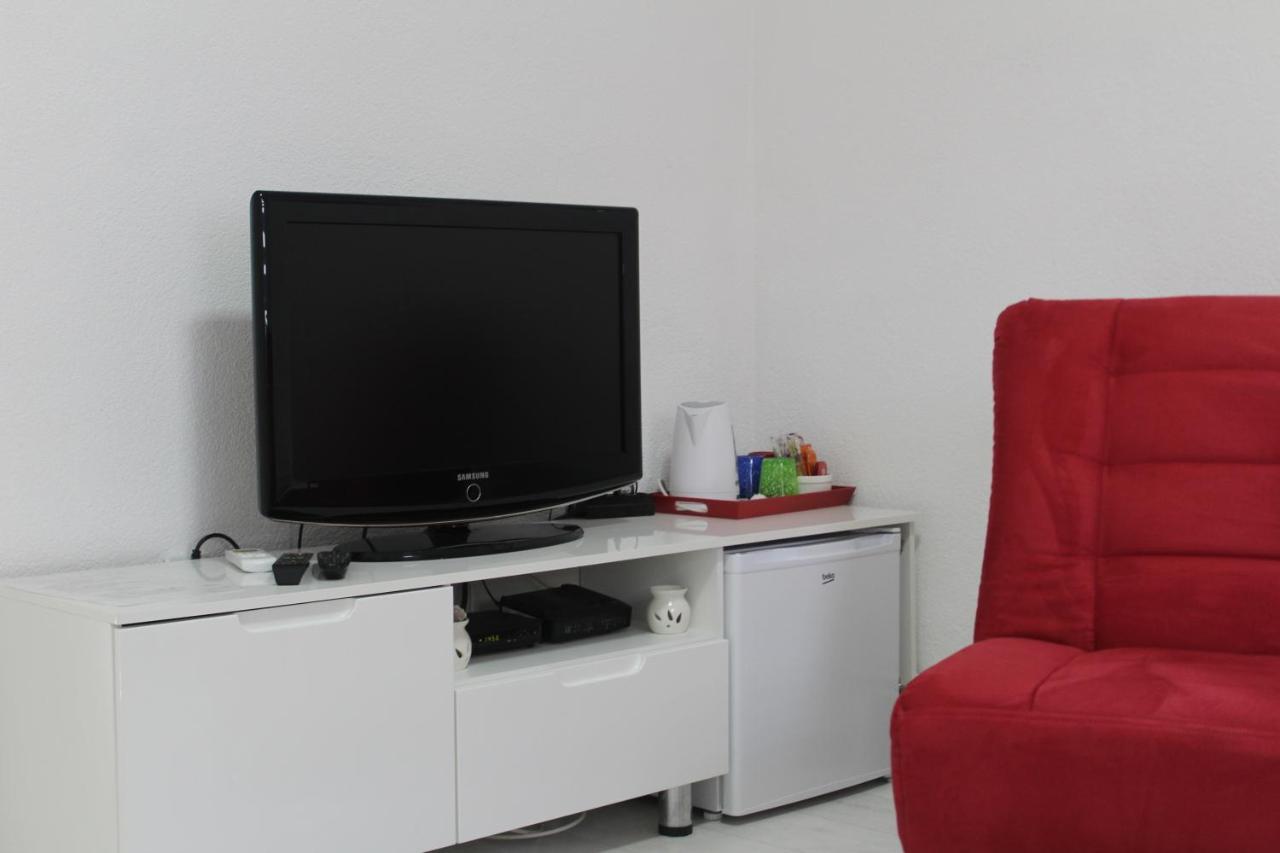 Red Apartment Сараево Екстериор снимка