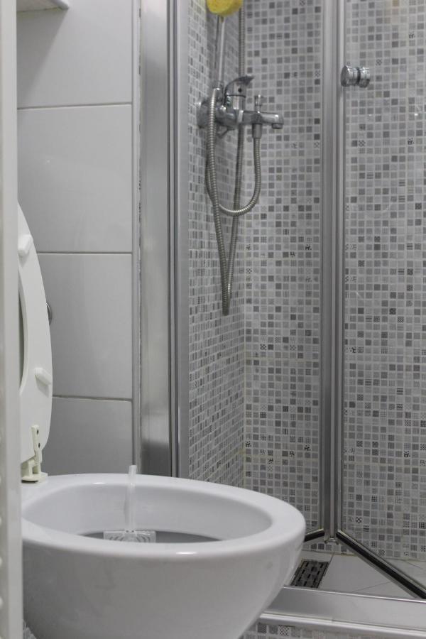 Red Apartment Сараево Екстериор снимка